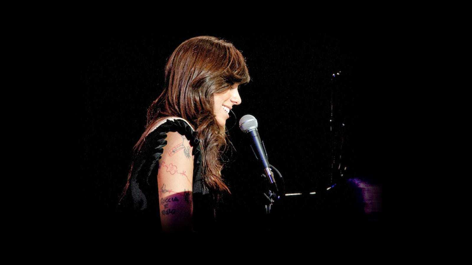 Christina Perri plays an exclusive acoustic concert at Full Sail Live - Hero image 