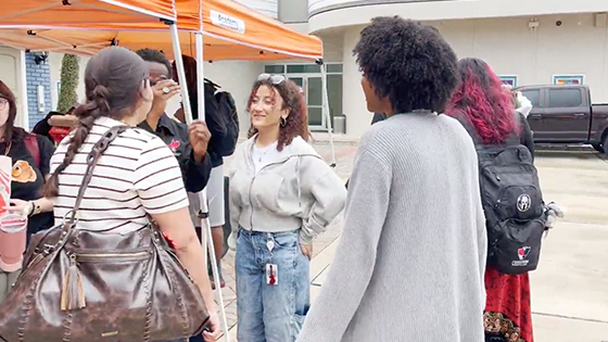 Featured story thumb - Latin club hosts a carnival celebration mob